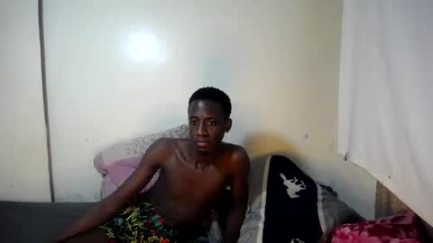 Trisboo5 online show from January 14, 7:32 pm