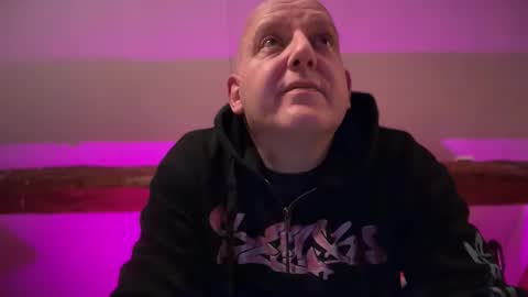 Triton online show from November 15, 7:16 pm