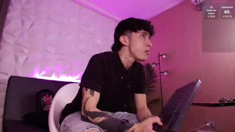 Troy online show from December 1, 7:28 pm