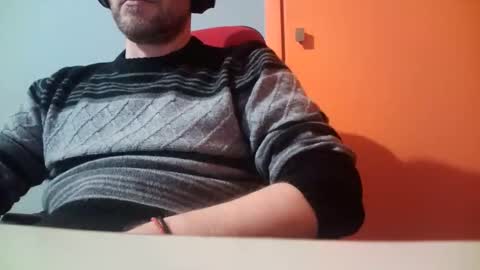 eros online show from February 10, 5:28 pm