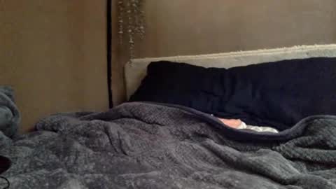 Tuhands online show from February 19, 3:05 pm