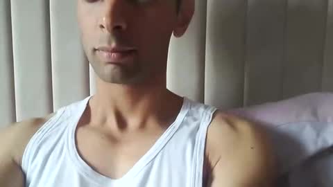 Snapshot of tunisiensexyguy chatting on December 2, 12:49 pm TunisienSexyGuy online show from December 2, 12:49 pm