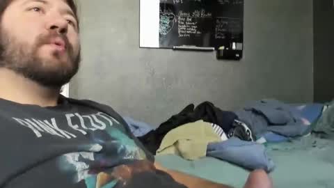 Snapshot of turtle_time chatting on December 22, 6:37 pm turtle_time online show from December 22, 6:37 pm