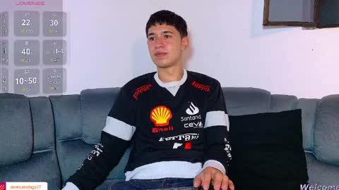 Mr Daren online show from April 2, 6:27 pm