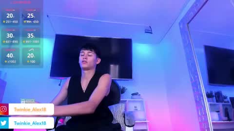 T W I N  K I E     A L E X online show from March 10, 9:29 pm