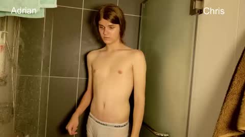 Snapshot of twinks_inlove chatting on September 28, 12:25 pm Adrian  Chris vers online show from September 28, 12:25 pm