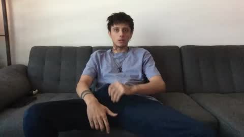 Derrick online show from May 1, 4:20 pm