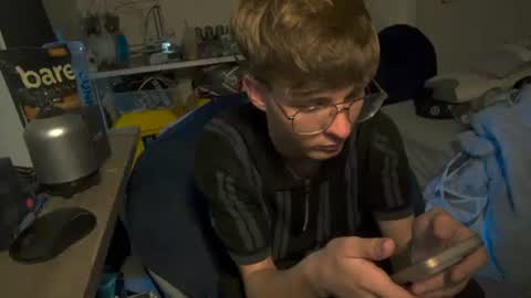 Snapshot of twinktools chatting on October 2, 2:54 pm shytwink online show from October 2, 2:54 pm