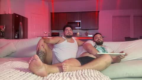 Twobears69 online show from January 12, 4:16 am