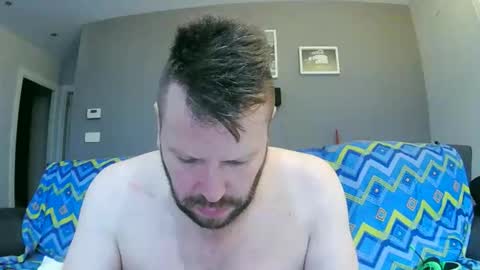 Txan  Chan online show from September 20, 2:22 am