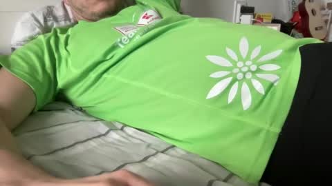 Snapshot of tyber87 chatting on December 9, 1:57 pm Padrynhyo online show from December 9, 1:57 pm