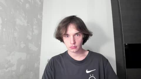 Snapshot of tyler__johnson chatting on October 15, 9:33 pm Tyler  johnson online show from October 15, 9:33 pm