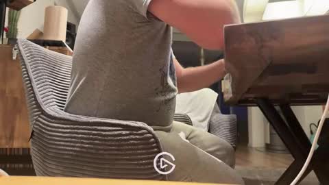 ueberdruck01 online show from December 16, 10:28 pm