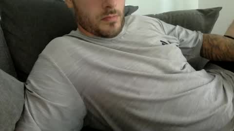 ukboy08x online show from June 18, 11:59 am