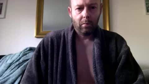 Snapshot of ukmatty3 chatting on October 5, 9:24 am ukmatty3 online show from October 5, 9:24 am