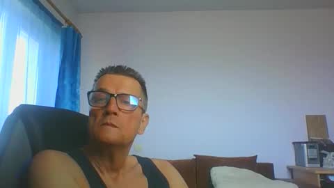 ulmeni7 online show from March 14, 9:16 am