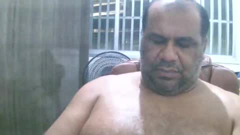 ulmo_br online show from November 12, 1:33 am