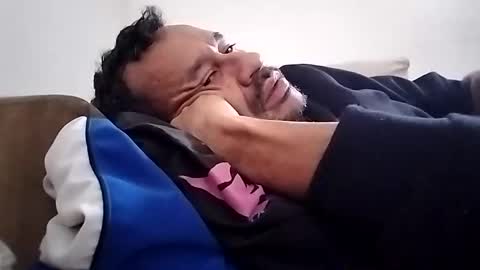 umzukaumtuga online show from December 14, 11:29 am