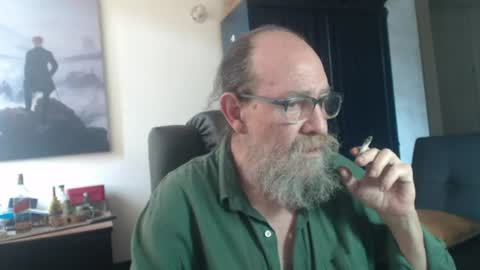 Uncle Hottie online show from July 14, 4:24 pm
