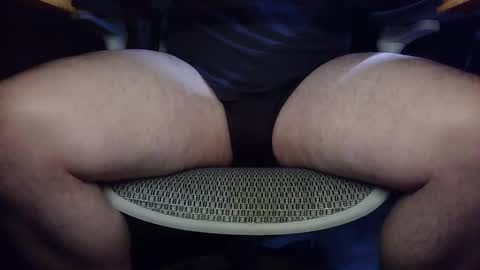 Under the desk online show from March 8, 10:03 pm