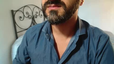 Giov online show from October 25, 3:47 pm