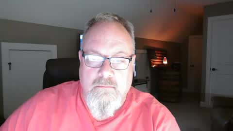 up2later online show from January 16, 4:49 am