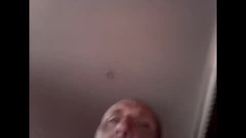 uplatenhorny2379 online show from November 8, 10:24 pm