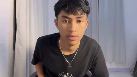 ur_fuckerbttm online show from November 22, 11:54 am