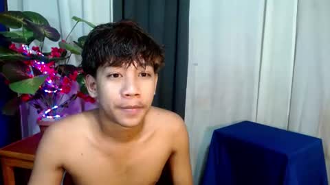 urhardfucker_joseph online show from June 29, 12:38 pm