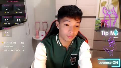 Ethan online show from March 17, 5:37 pm