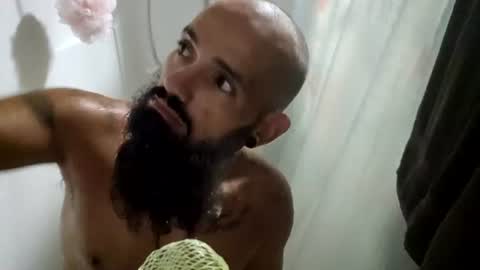 urhukleberry69 online show from July 12, 2:30 pm