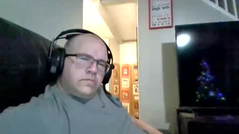 Snapshot of usstarr1 chatting on December 5, 12:41 am usstarr1 online show from December 5, 12:41 am