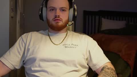 Snapshot of v_for_veng chatting on February 16, 7:37 am v_for_veng online show from February 16, 7:37 am