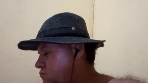 valdiciorocha6 online show from June 18, 2:02 am