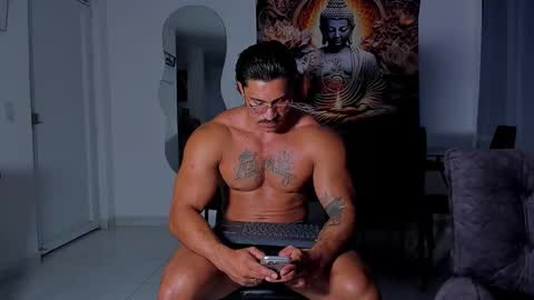    online show from December 19, 10:39 pm