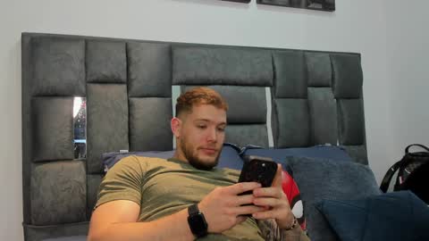 Valentino Ferrari online show from December 24, 12:44 am