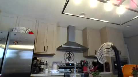 Val Venus online show from February 4, 4:24 pm