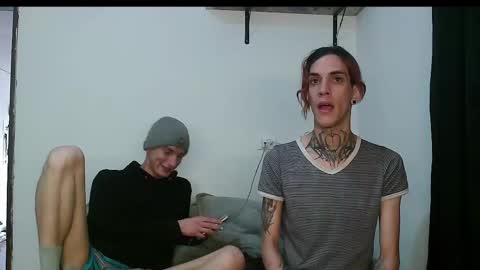 Vamp Noah and Dan online show from February 28, 6:52 pm