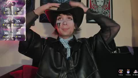 david guzman i model independenthelp me with a thumbs up online show from February 5, 2:29 am