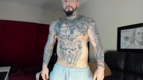 VENOMHEAT online show from November 19, 10:20 pm