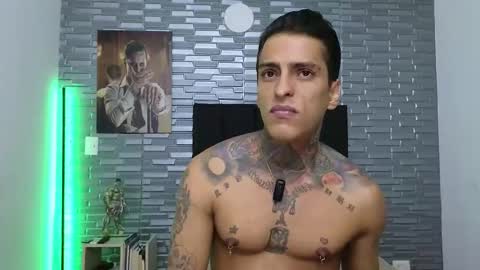 Victor cardenas online show from February 18, 10:47 pm