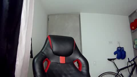 Vicent Brais online show from December 6, 8:05 am