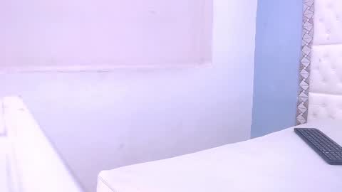 Vicent  online show from January 8, 5:05 am