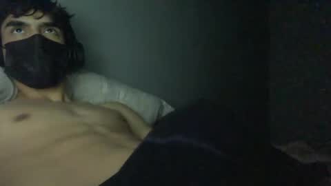 Snapshot of vicente24milf chatting on October 24, 4:25 am vicente online show from October 24, 4:25 am