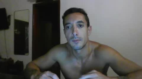Snapshot of viclatam chatting on February 17, 2:31 am viclatam online show from February 17, 2:31 am