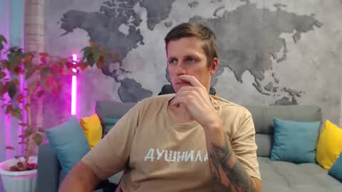 vikingchrisss online show from November 25, 11:34 am