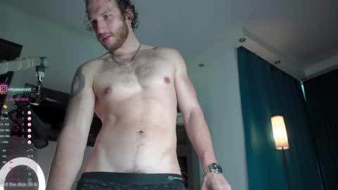 Snapshot of viktor_secret chatting on October 1, 5:22 am fansly  VITEKsecret online show from October 1, 5:22 am