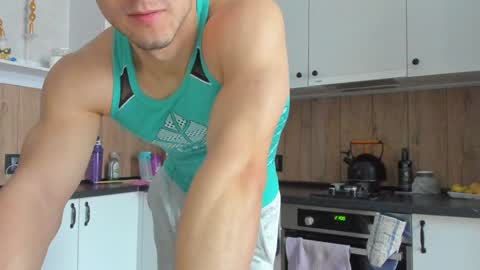 Vincent.  uncut 18cm online show from February 6, 8:50 am