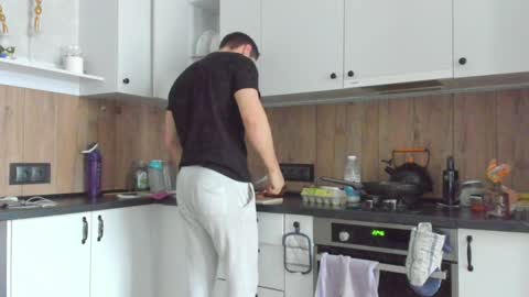 Vincent.  uncut 18cm online show from January 15, 8:51 am