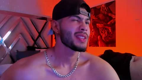 Vincent online show from February 19, 8:22 am